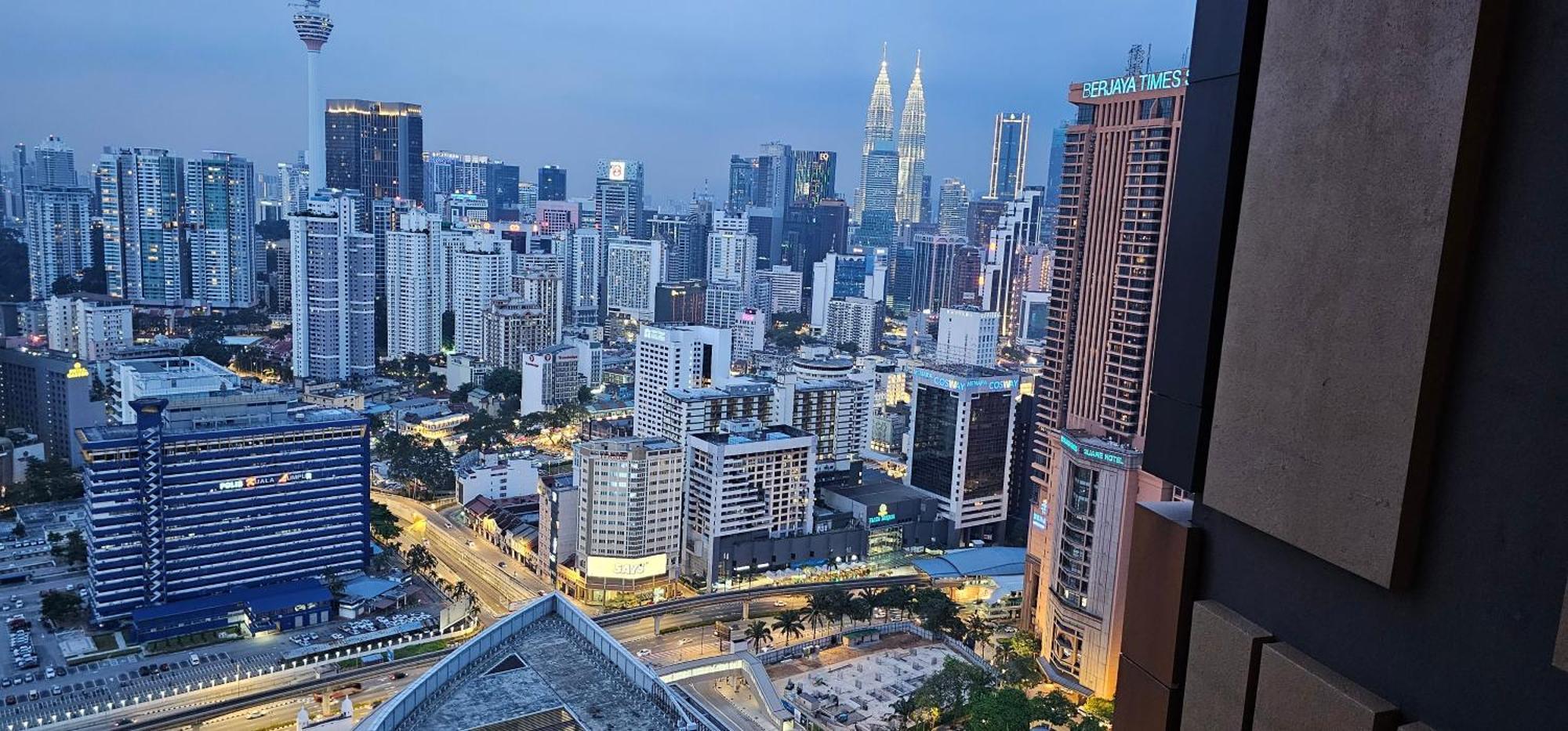 Lucentia Klcc By Classy *